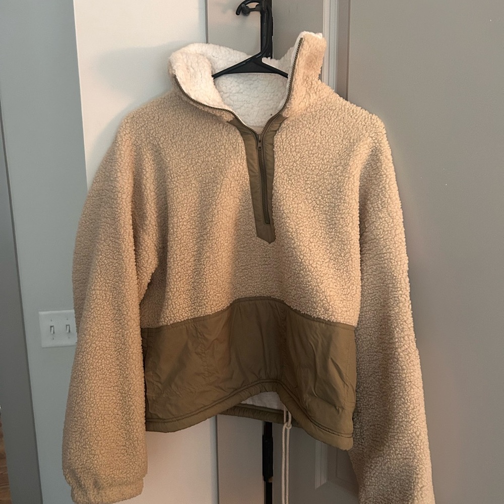 Sherpa Fleece Jacket - Cream and Tan